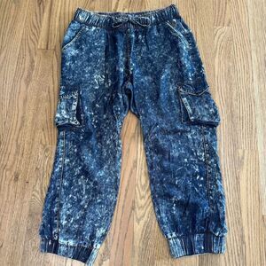 Indigo Rein Cargo Capri Pants Size Medium